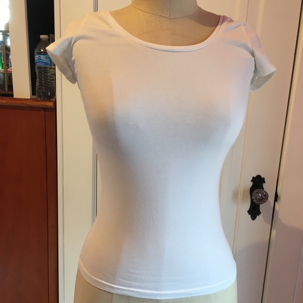White t-shirt